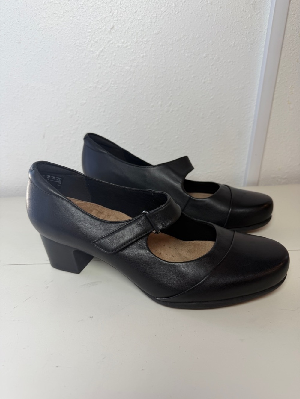 Clarks Rosalyn Wren Black Leather Mary Jane Pumps 9.5 W NWT